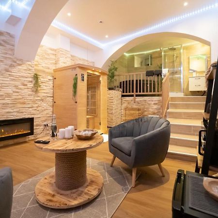Le Spa De La Cathedrale - Jacuzzi - Sauna - Champagne - Netflix - Wifi Troyes Bagian luar foto