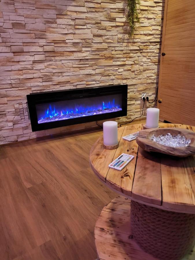 Le Spa De La Cathedrale - Jacuzzi - Sauna - Champagne - Netflix - Wifi Troyes Bagian luar foto