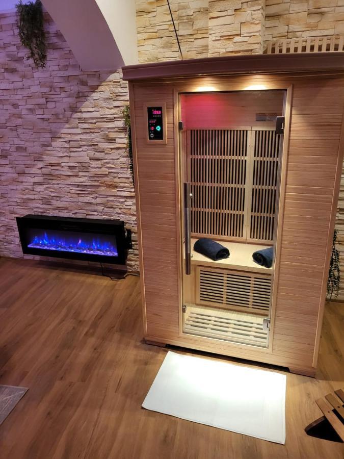 Le Spa De La Cathedrale - Jacuzzi - Sauna - Champagne - Netflix - Wifi Troyes Bagian luar foto